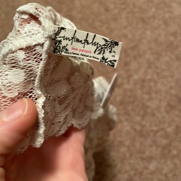 Free People Olive Green & Cream Lace Bralette - Picture 4 of 6